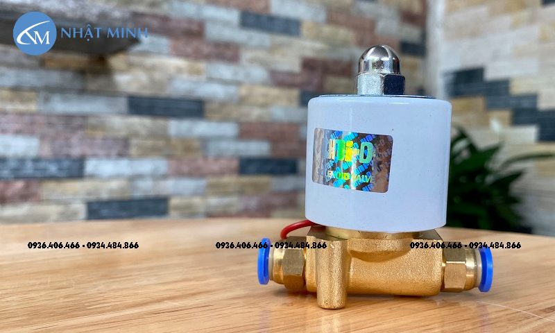 CUỘN HÚT VAN ĐIỆN TỪ 220V CHỐNG NƯỚC IP68